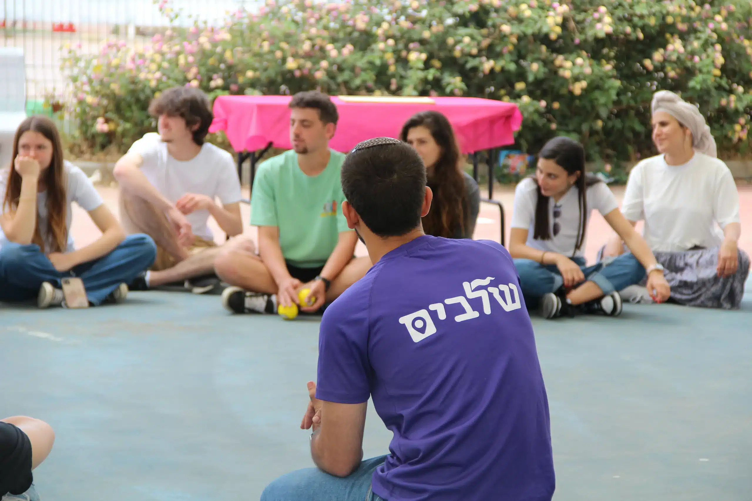 סדנאות לבני נוער