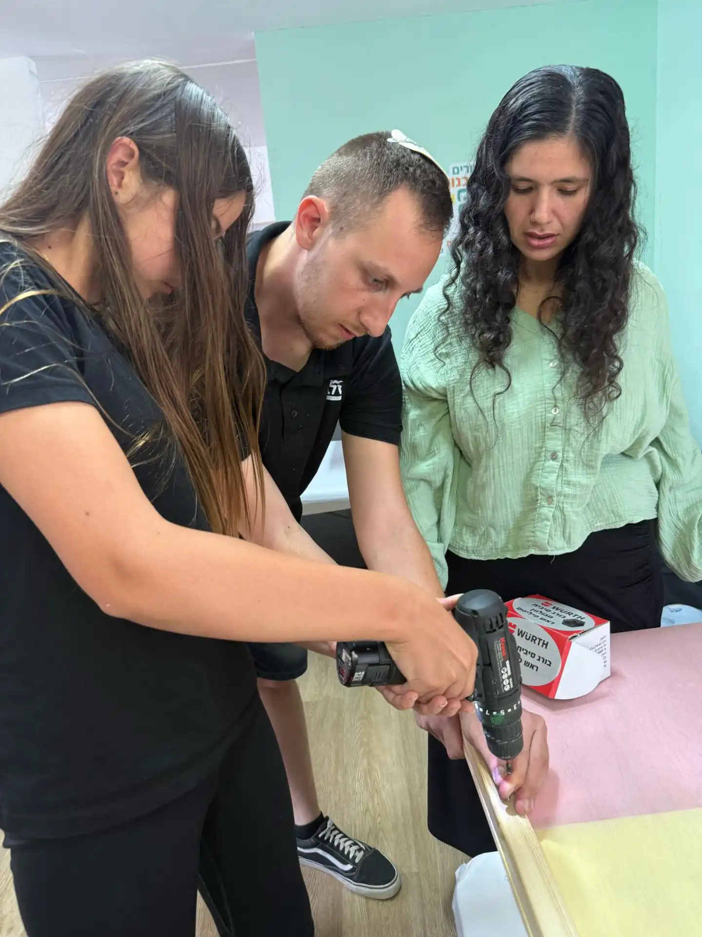 פעילות נגרות חטיבת טים טיים- מרכז שלבים