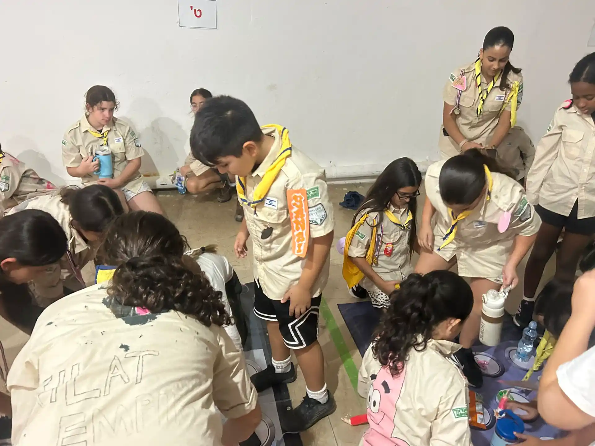 סדנת יוצאים מהמסכים שימוש בפלאפון חטיבת טים טיים- מרכז שלבים